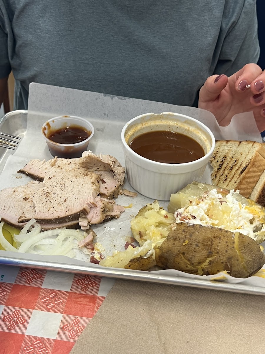 Robby's BBQ & Steakhouse Photo 7