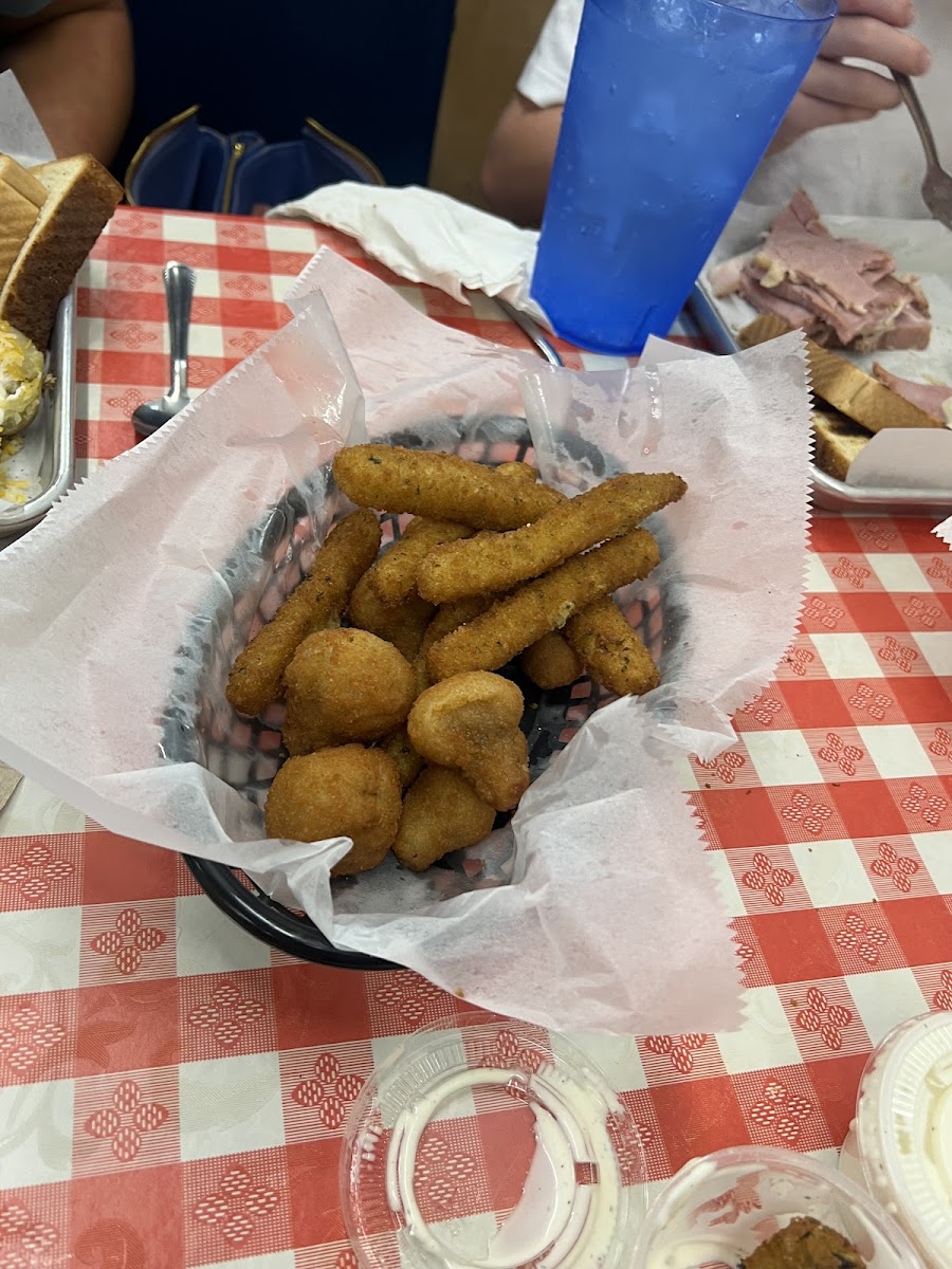 Robby's BBQ & Steakhouse Photo 9