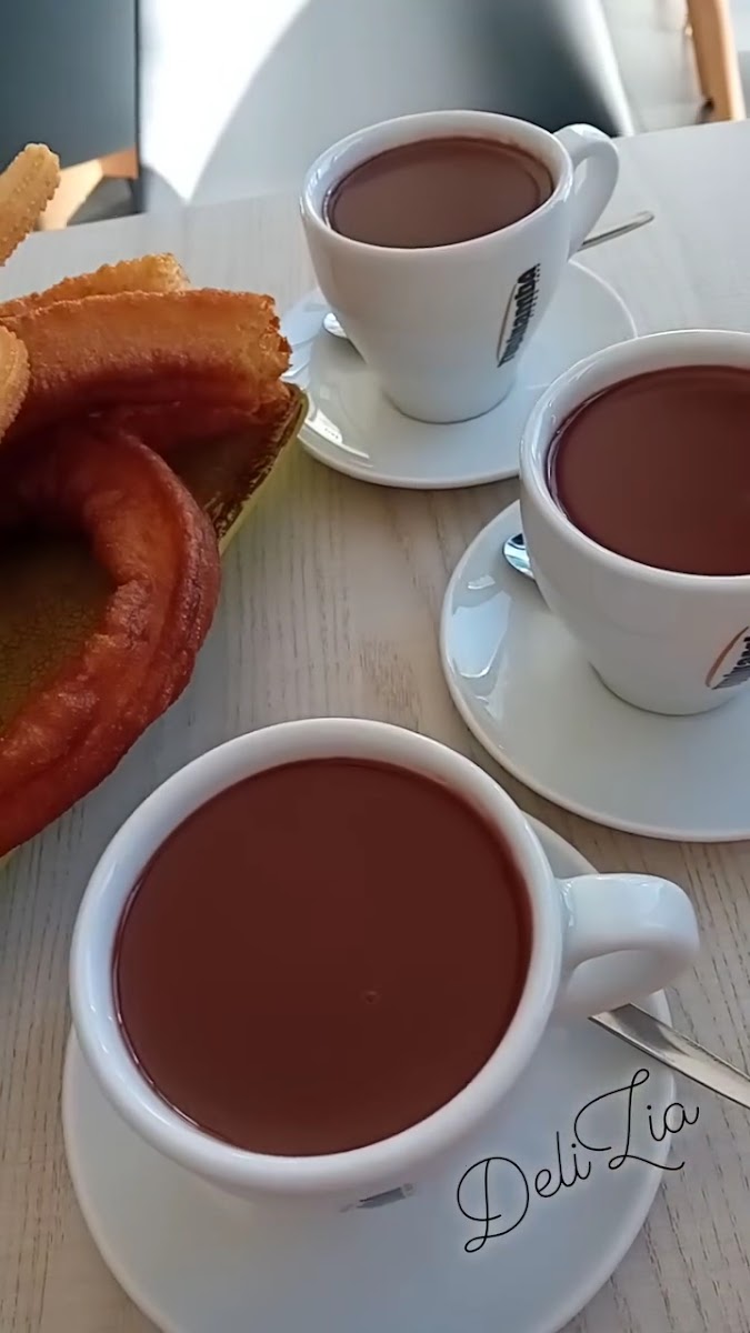 CHURRERÍA DELIZIA Photo 2