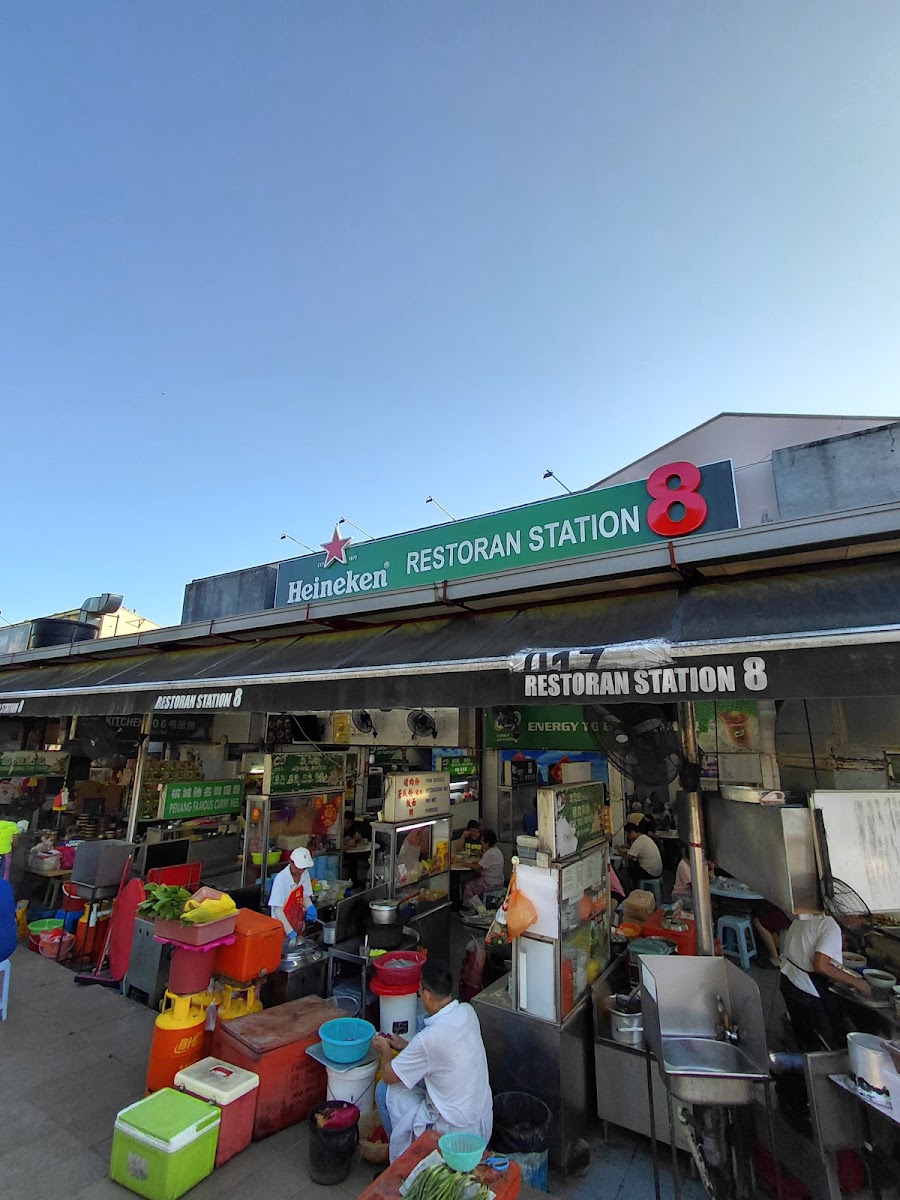 Restoran Station 8