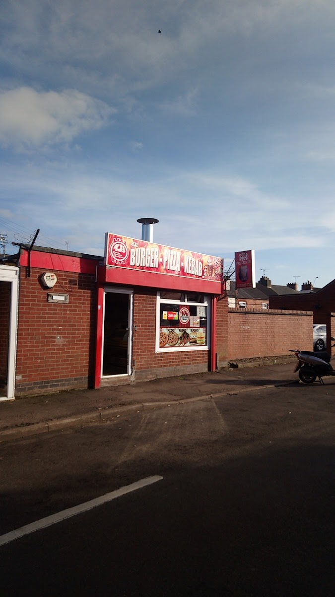 TJ'S Enderby Burgers & Pizzas Photo 4