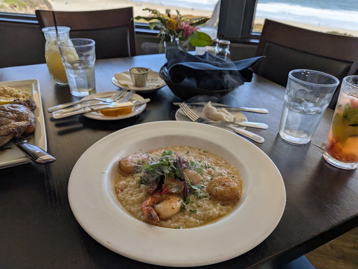 Vista Steak and Seafood Photo 4