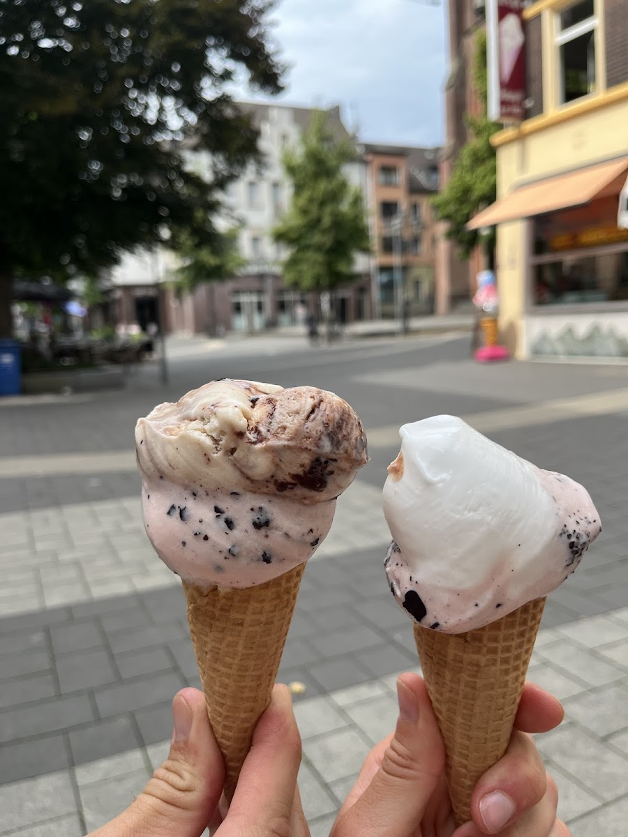 Eiscafe Dolomiti Gladbeck Photo 4