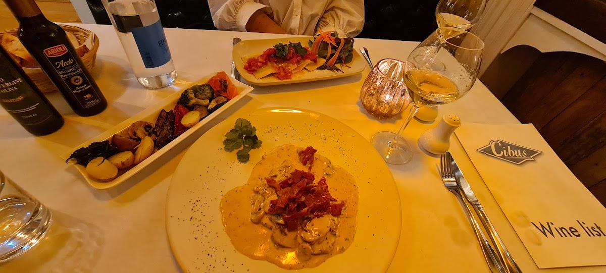 Cibus Restaurant Photo 2