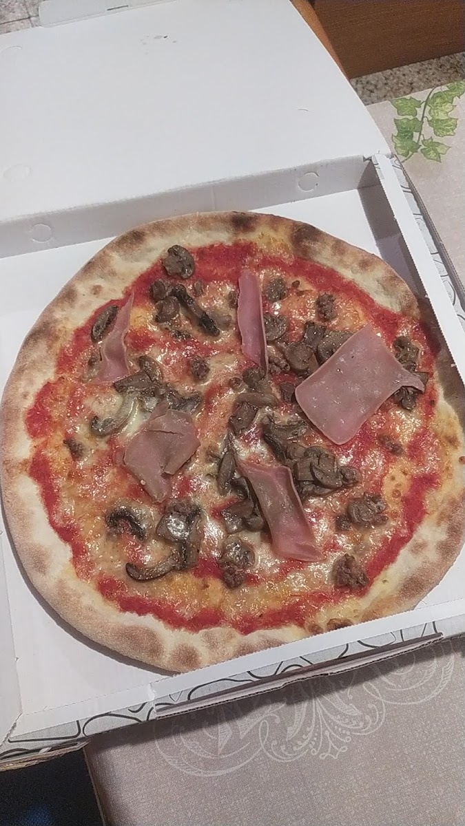 Pizzeria Ariostea Ferrara Photo 7