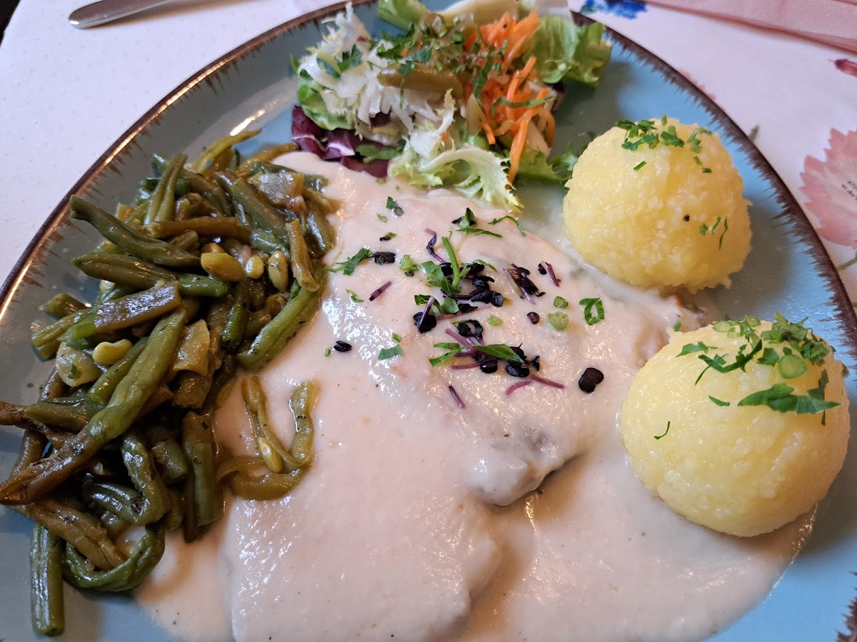 Gaststätte Bergschlösschen Photo 10
