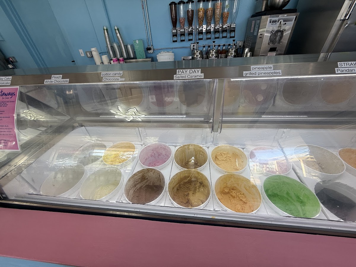 Castaways Ice Cream--Moiliili Photo 7