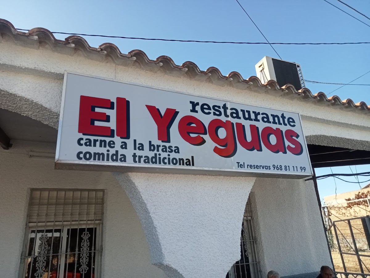 Mesón El Yeguas / Carne a la Brasa