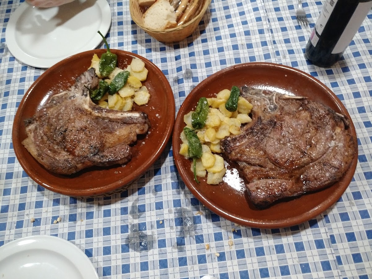 Mesón El Yeguas / Carne a la Brasa Photo 5