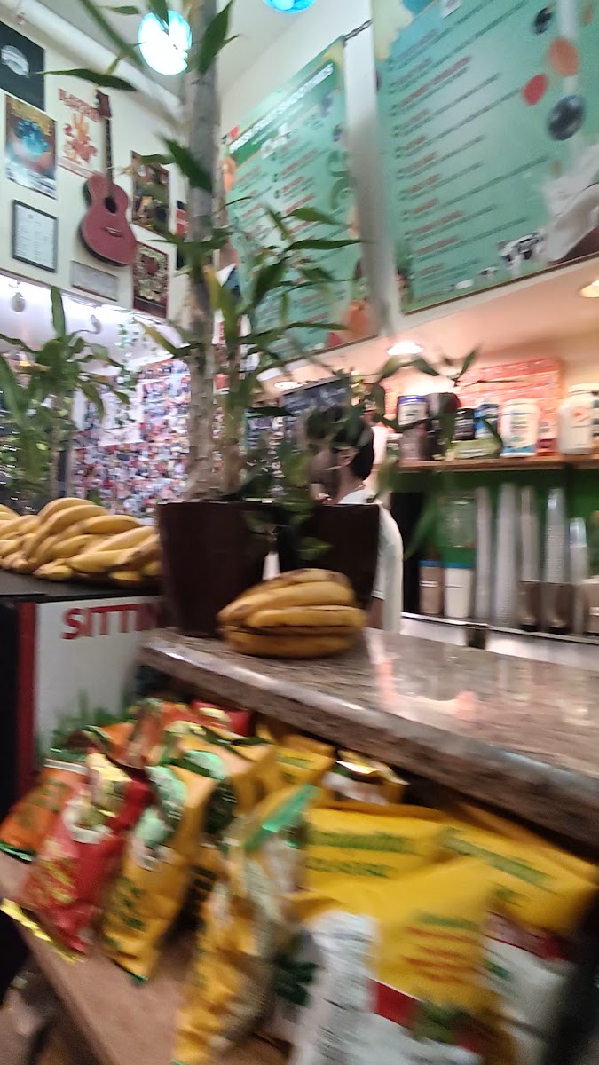 The Smoothie Shop Photo 2