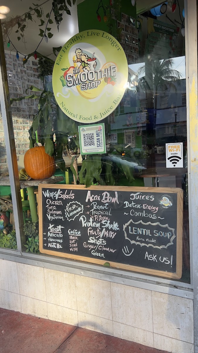 The Smoothie Shop Photo Menu 8