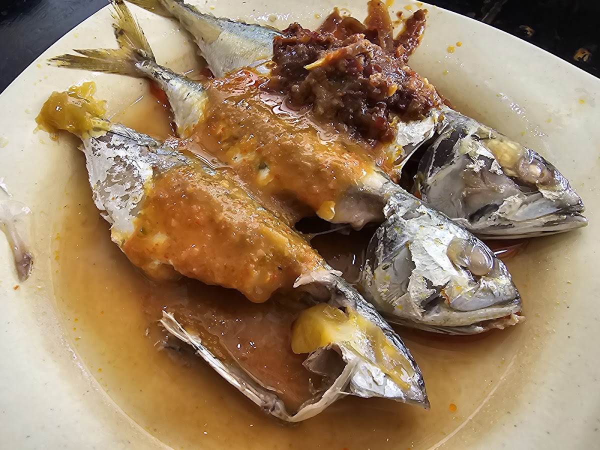 JB Terengganu Fish Noodle (Triple One Restaurant) Photo 4