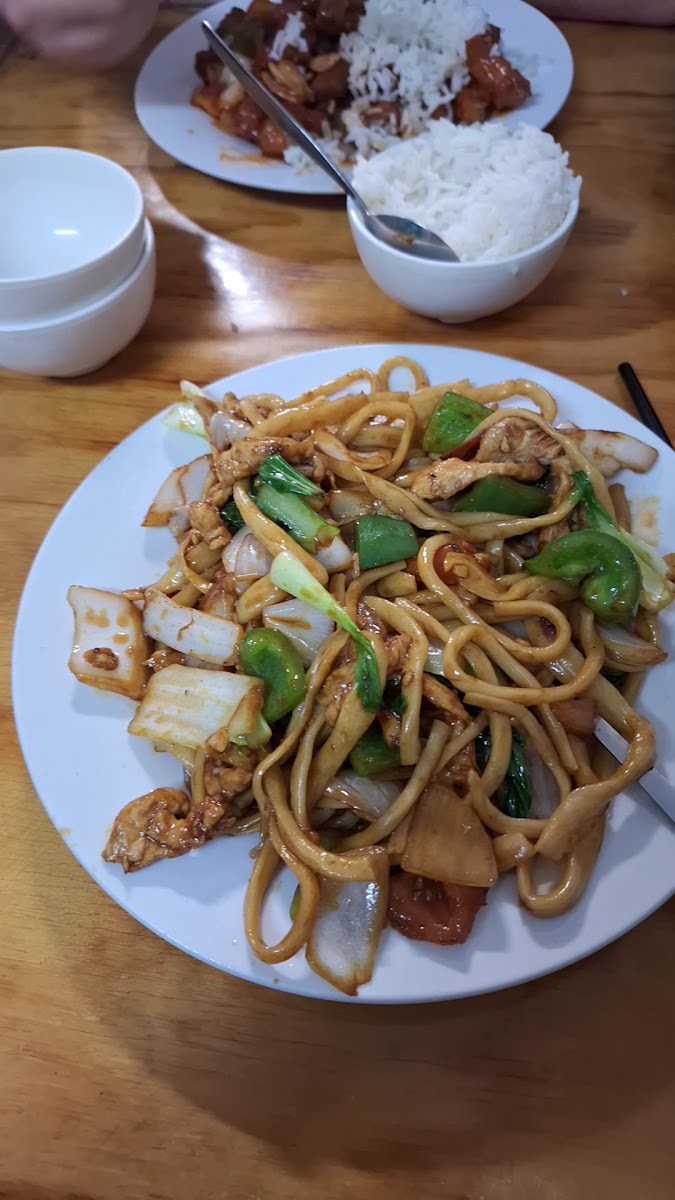 Dumpling & Noodle House Photo 2