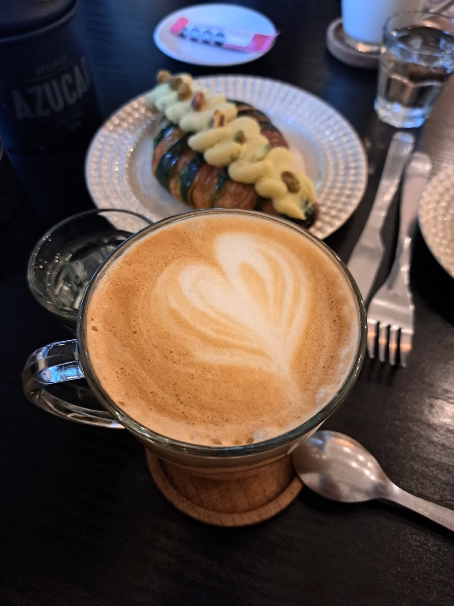 Brooklyn Café Urbano Photo 4