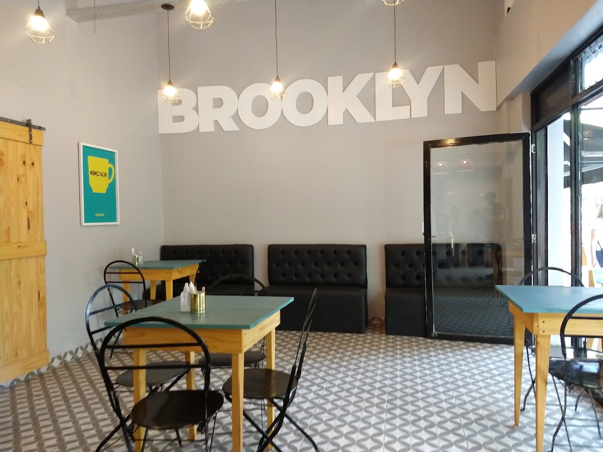 Brooklyn Café Urbano Photo 6
