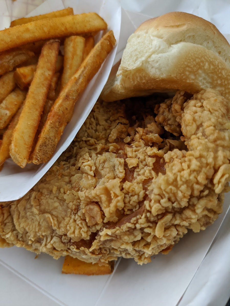Louisiana Fried Chicken Photo 6