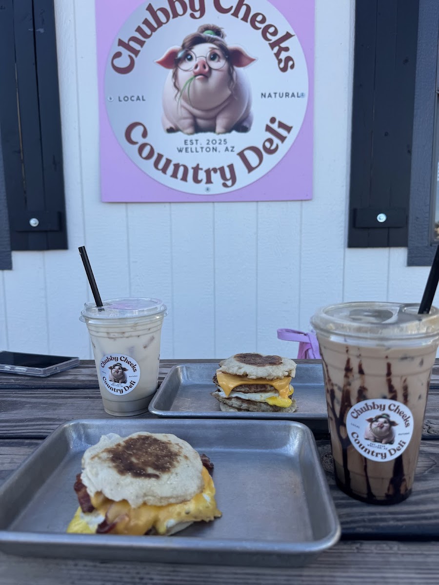 Chubby Cheeks Country Deli Photo 2