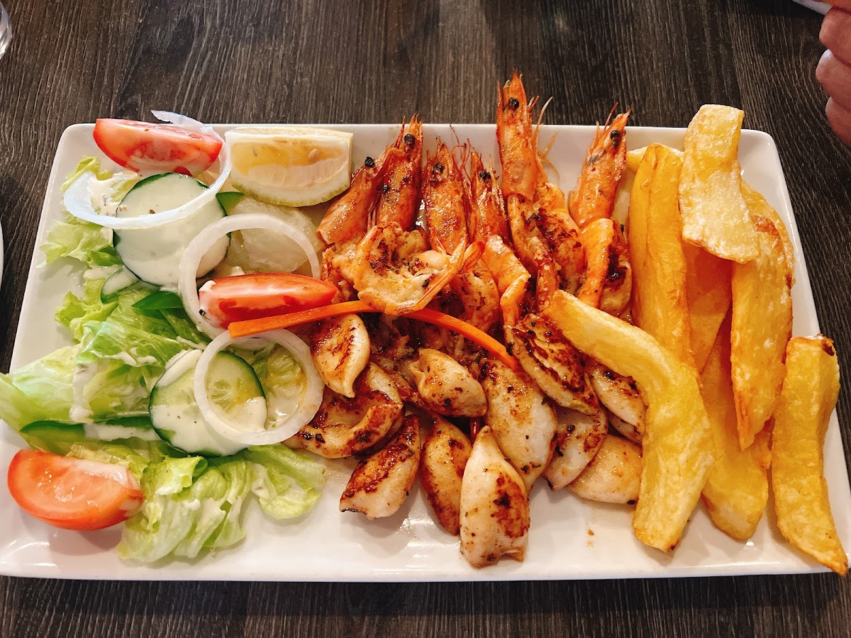 Cesco's Restaurant Sunnyrock Photo 4
