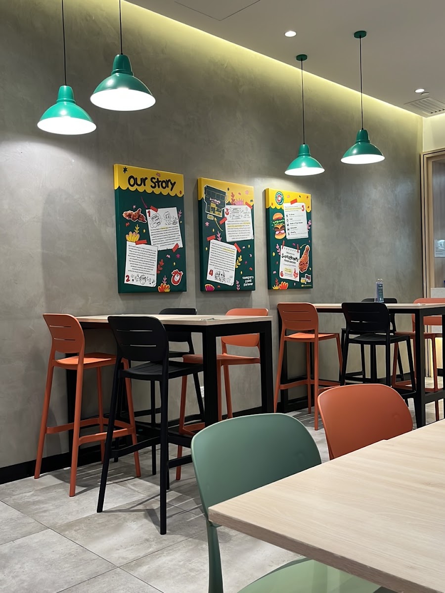 SUPERNOMMS FRIED CHICKEN - 168 Park Mall Photo 3