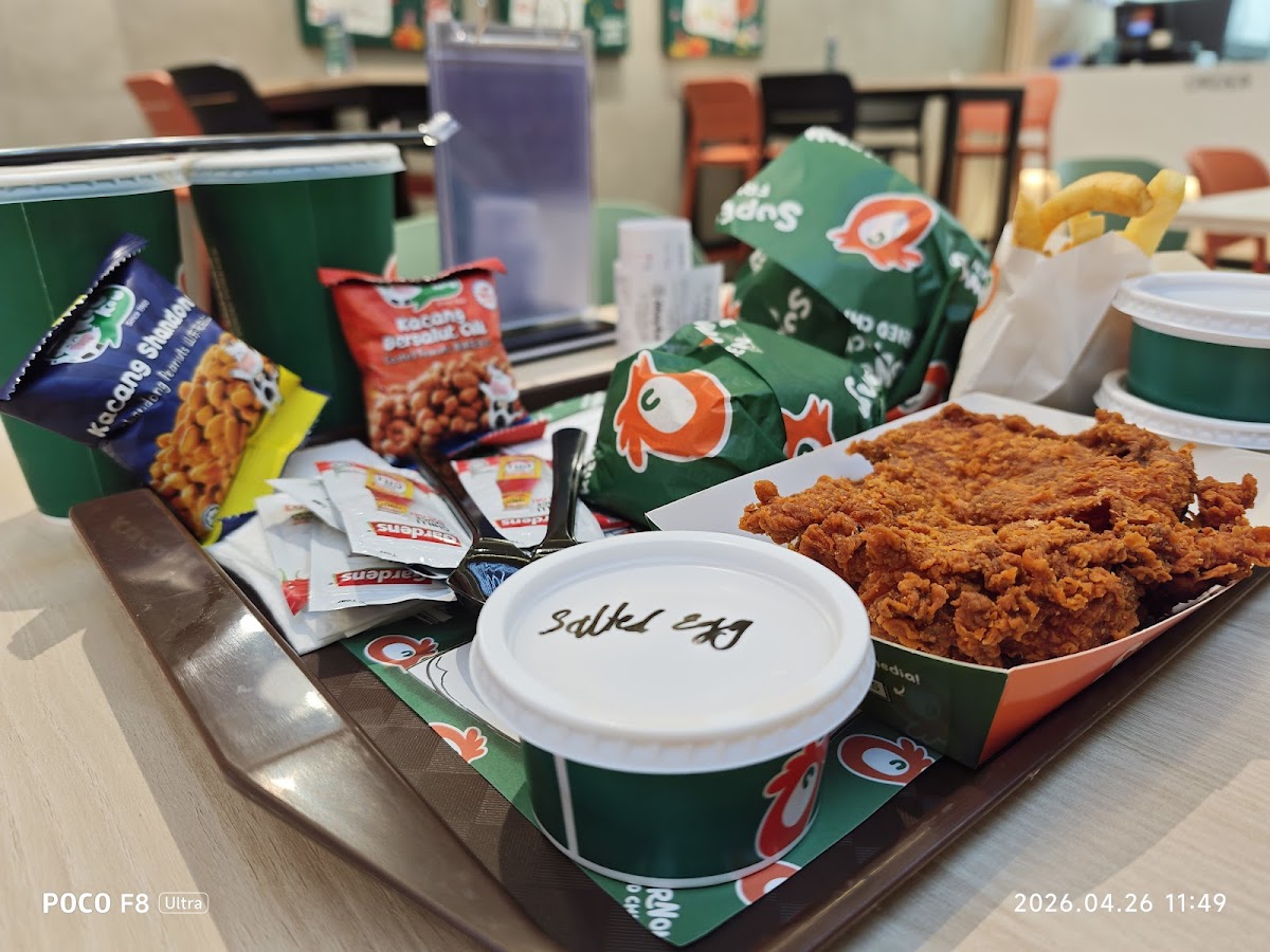 SUPERNOMMS FRIED CHICKEN - 168 Park Mall Photo 9