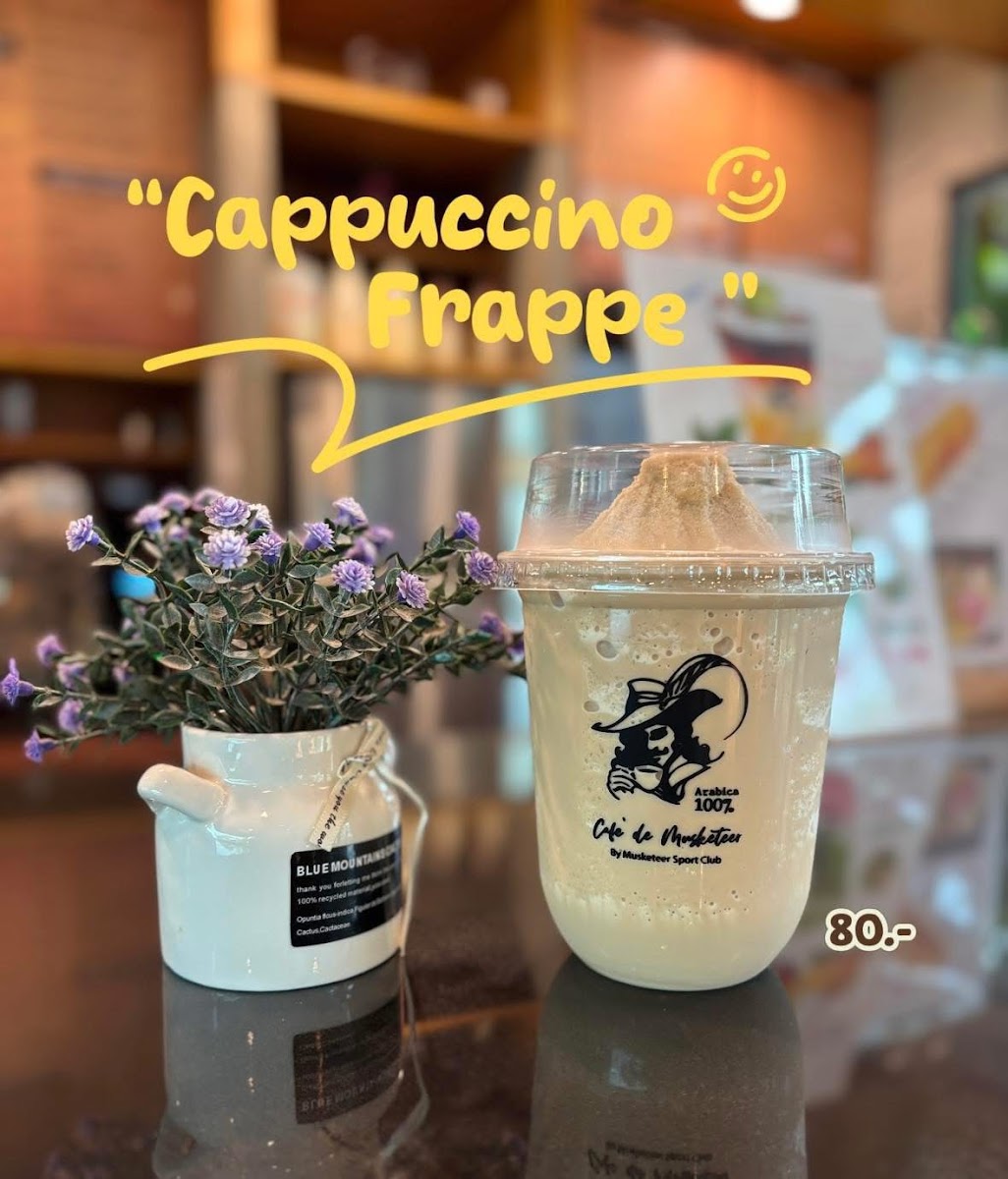 Cafe De Musketeer Photo 3