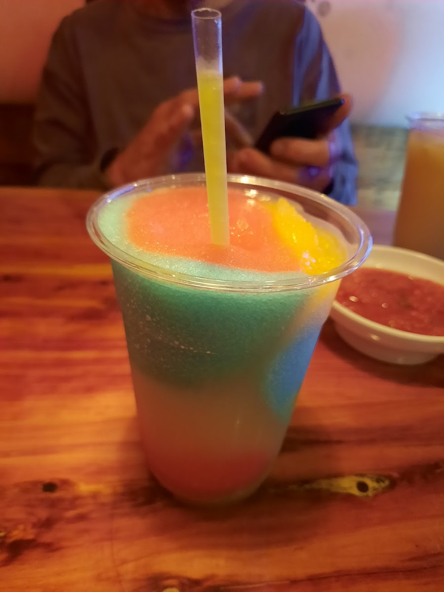 Bandidos Tacos & Cantina Photo 5