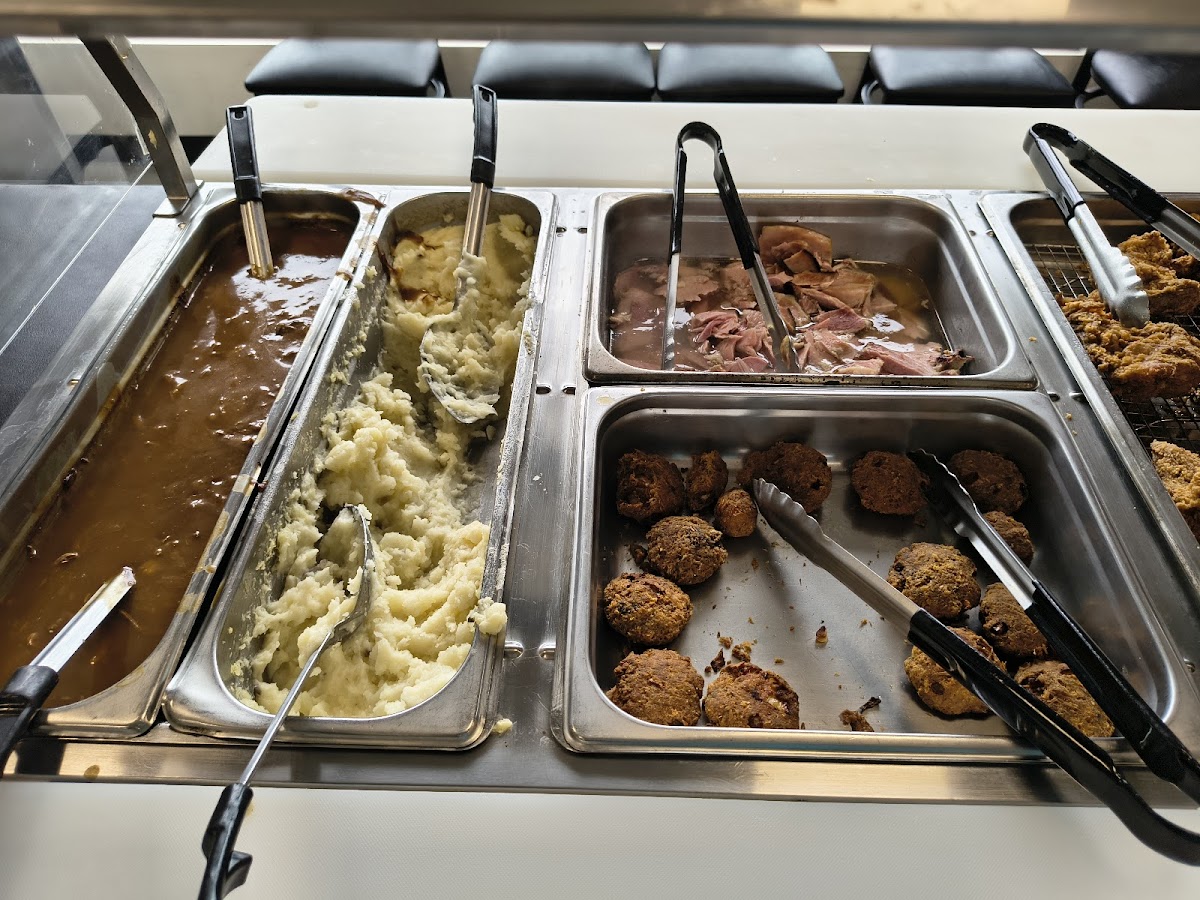 Tim’s Country Cafe Country Buffet Photo 4
