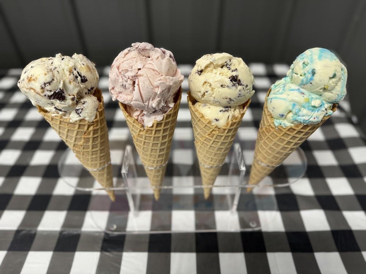 Delaney's Ice Cream Shoppe Farley Photo 2