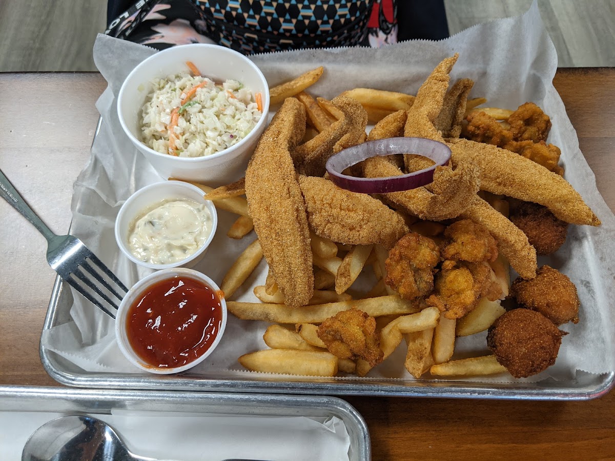 Red Top Seafood Photo 5