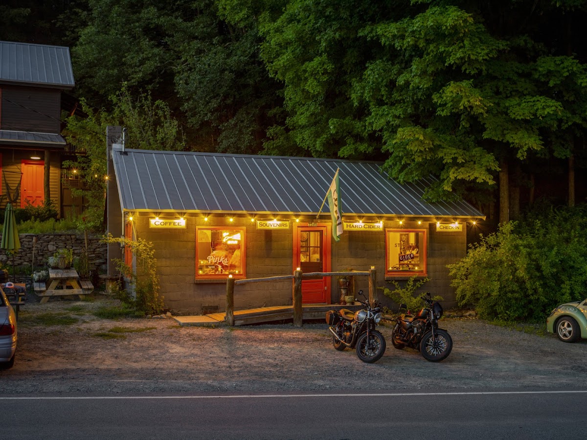 Stickett Inn Cafe Photo 3