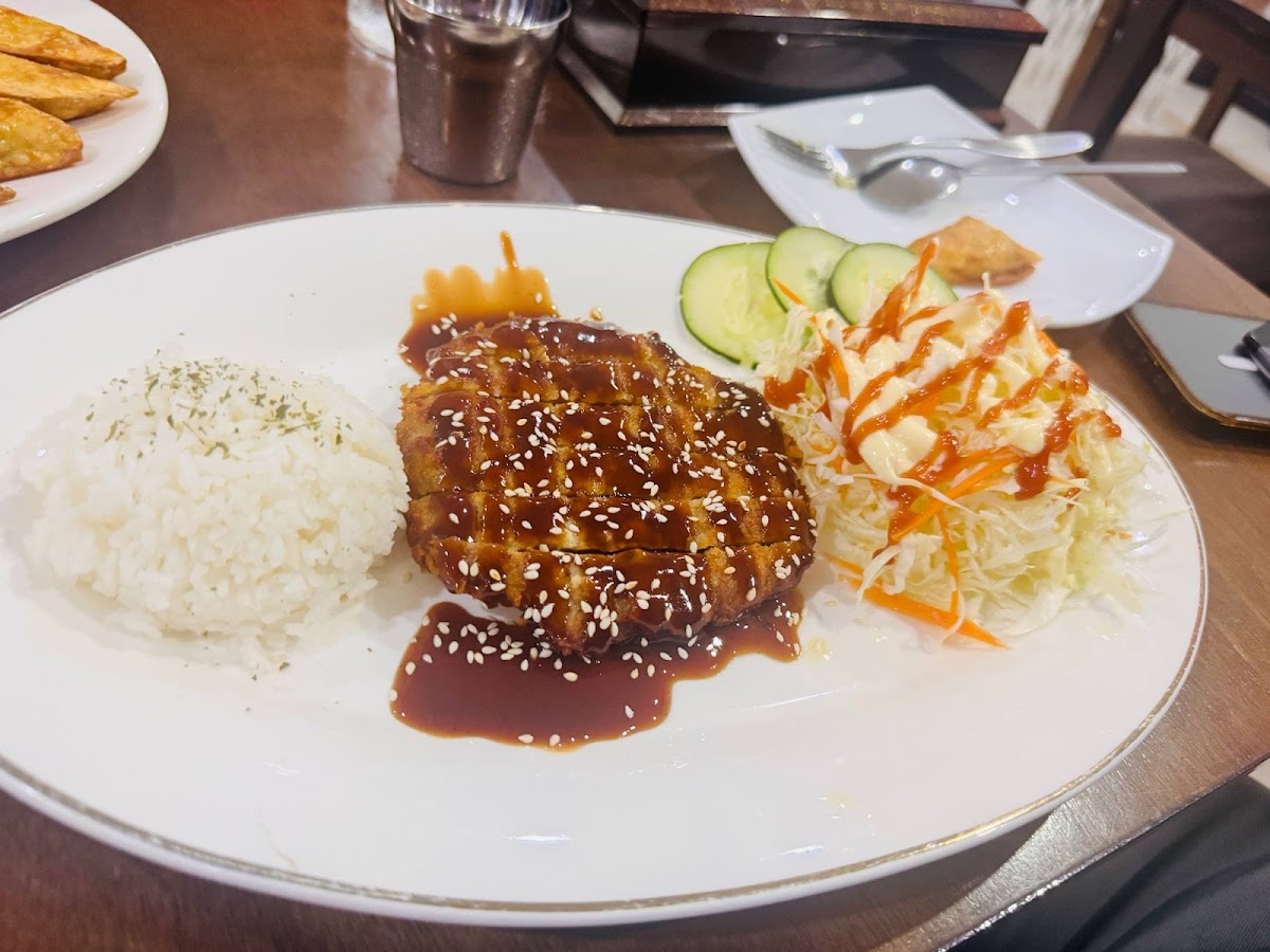 Nikko's Ark by Jelatto Restaurant Photo 2