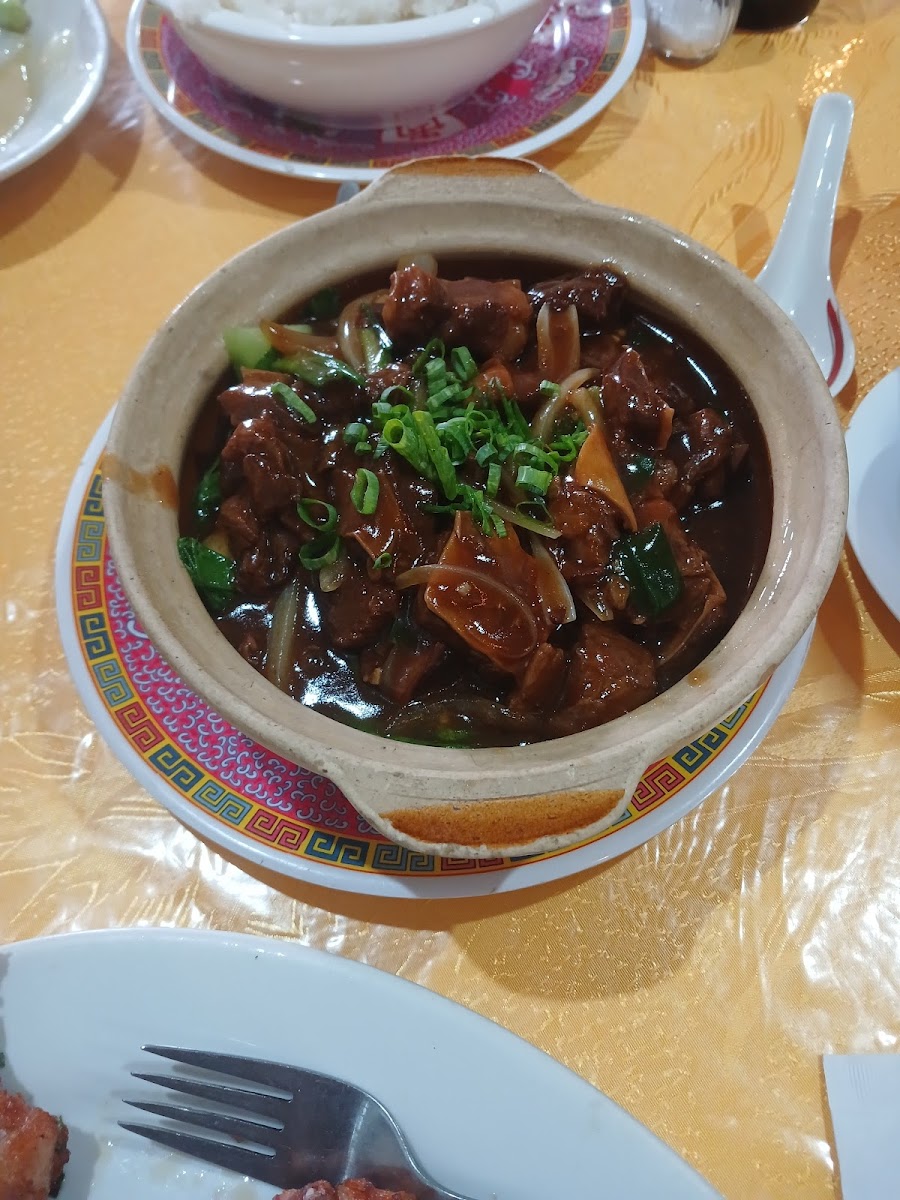 Swallows Inn Chinese Restaurant Photo 7