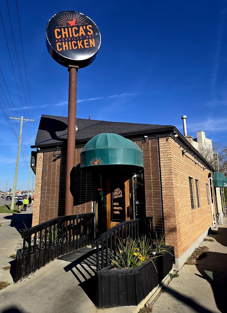 Chica's Chicken