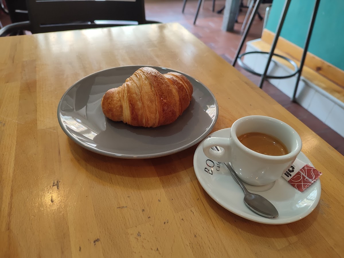 HIFI CAFE Photo 2