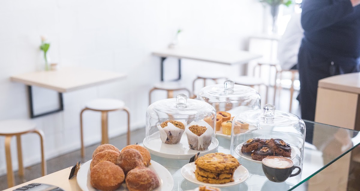 FRANK'S Terrace Photo 2