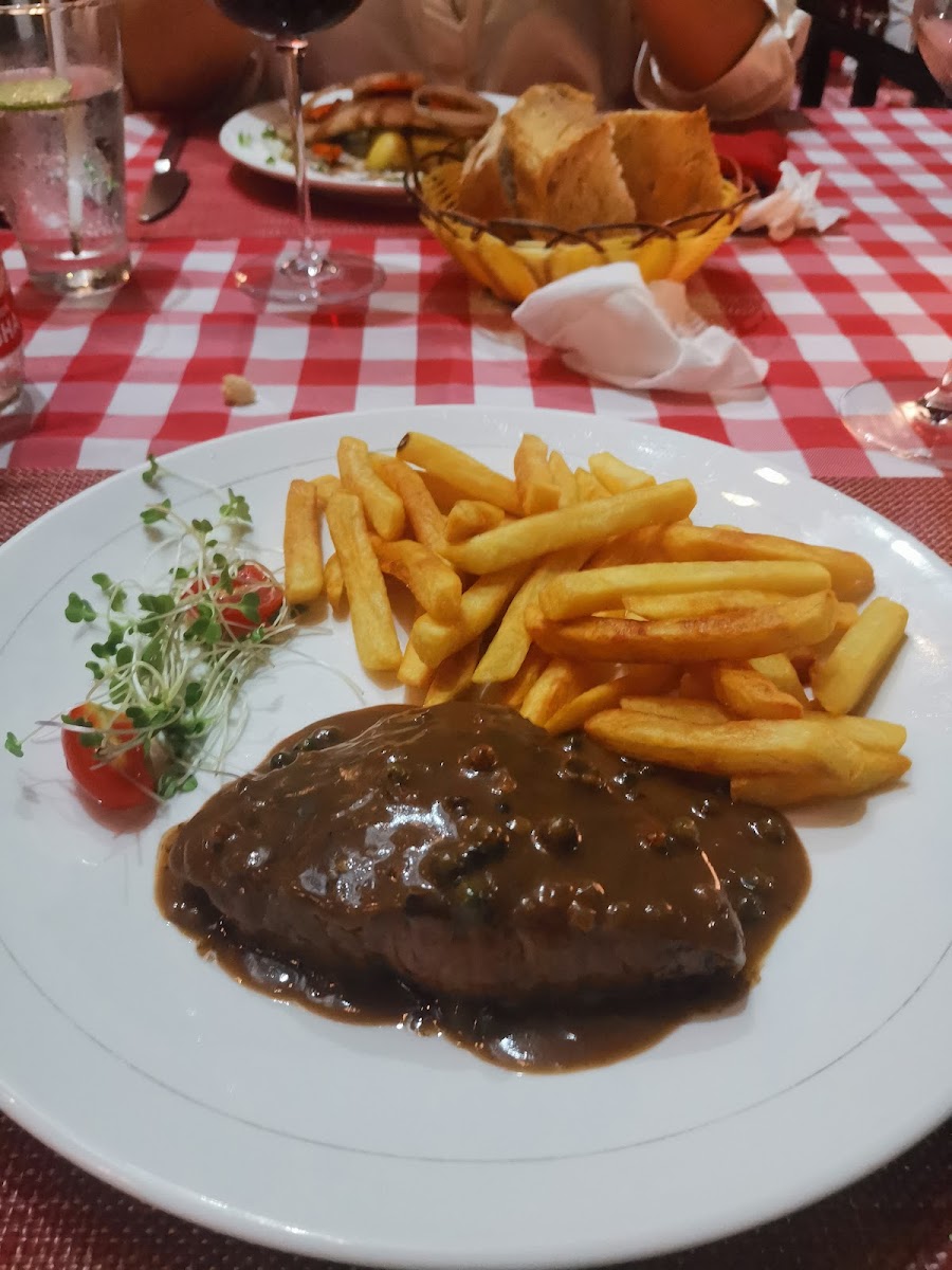 Le Bistrot De Paris Photo 9