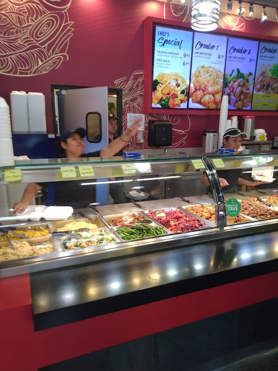 Thai kitchen Photo 3