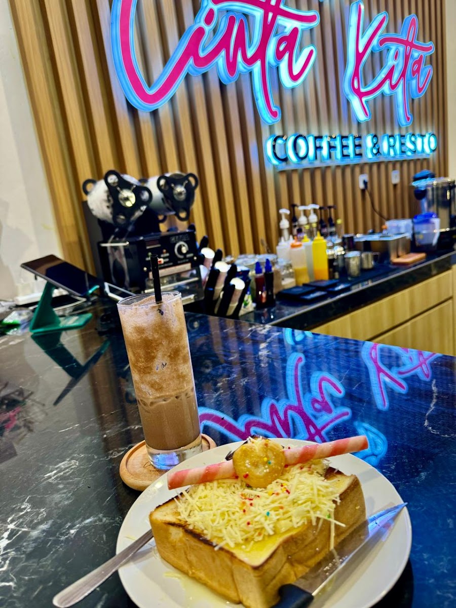Cinta Kita Coffe&Resto Photo 3