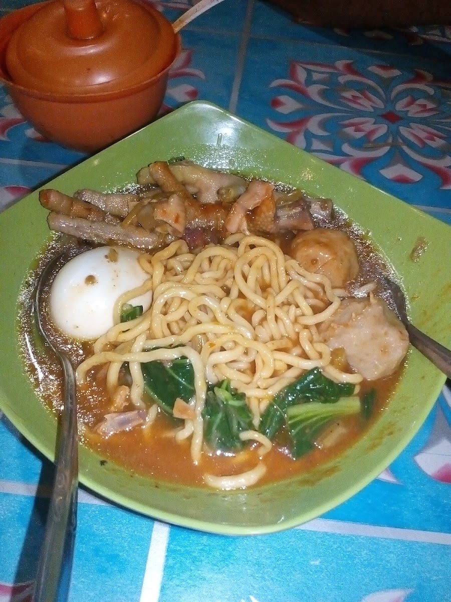 Warung Bakso & Mie Ayam Goyang Lidah Photo 10