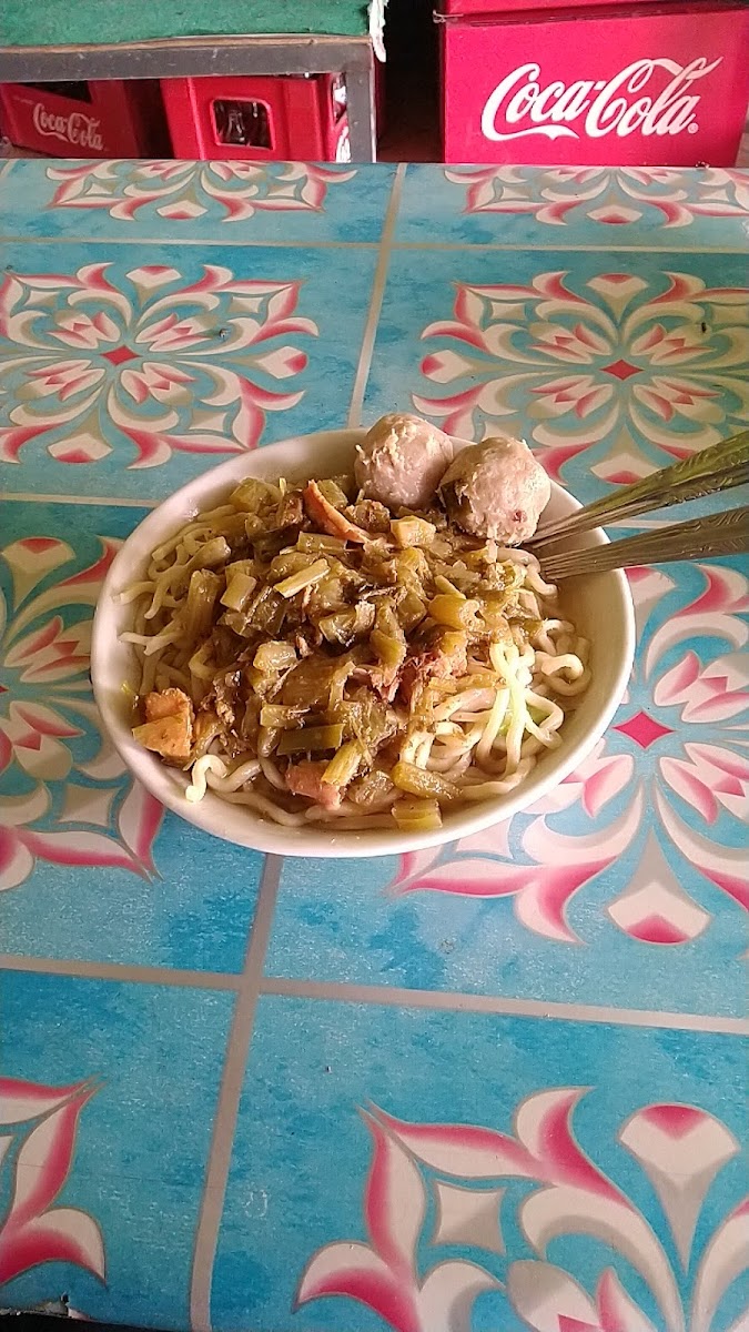 Warung Bakso & Mie Ayam Goyang Lidah Photo 4