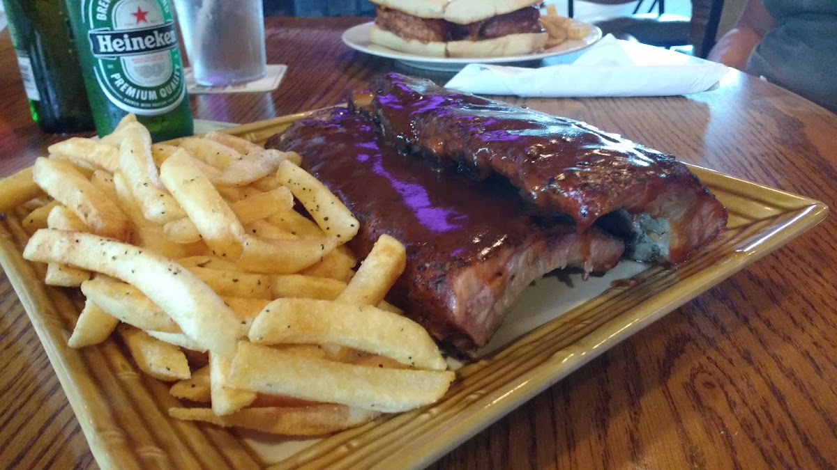 Danny O's Bar & Grill Photo 6