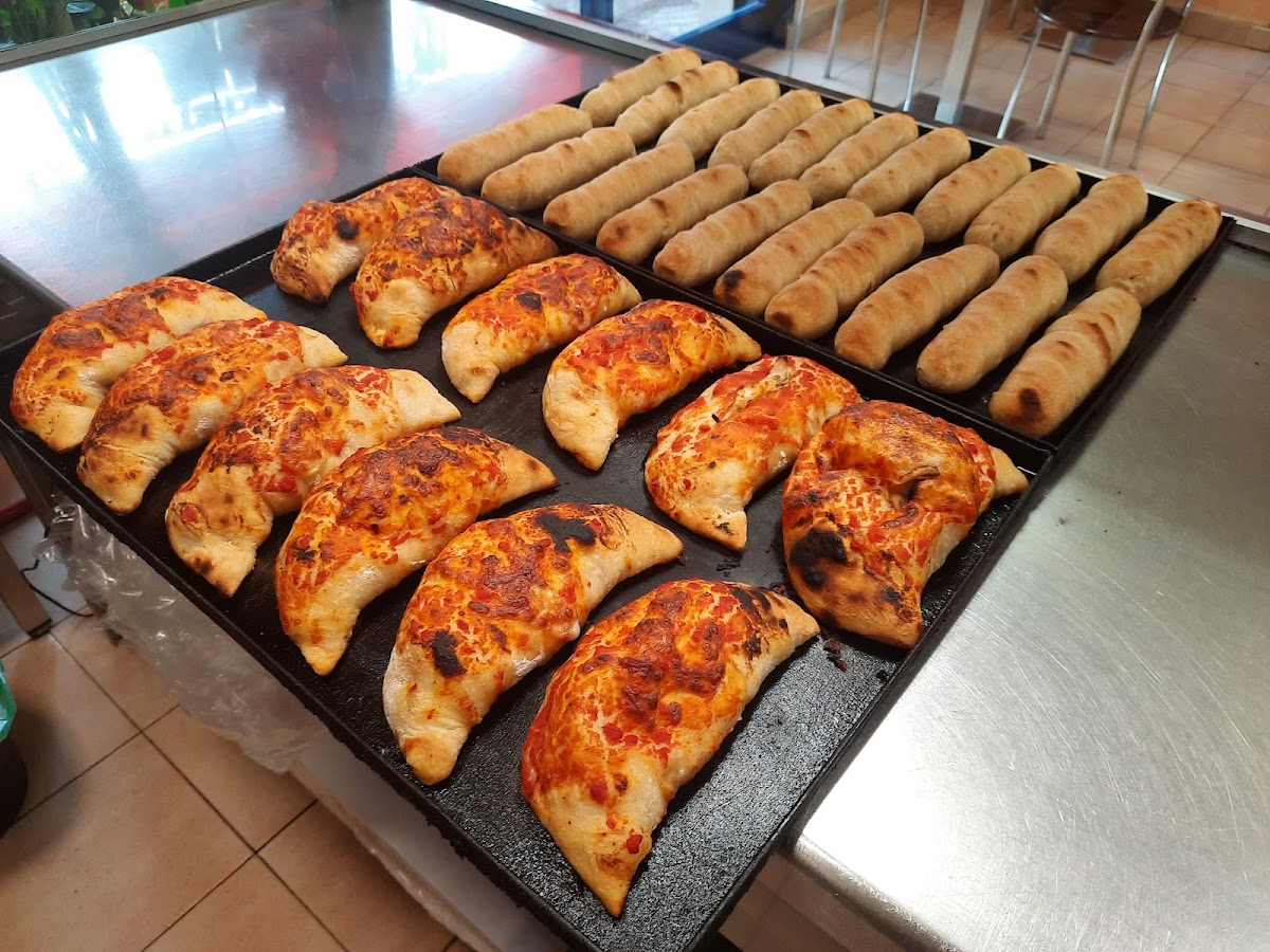 Pizzeria Hollywood Photo 9