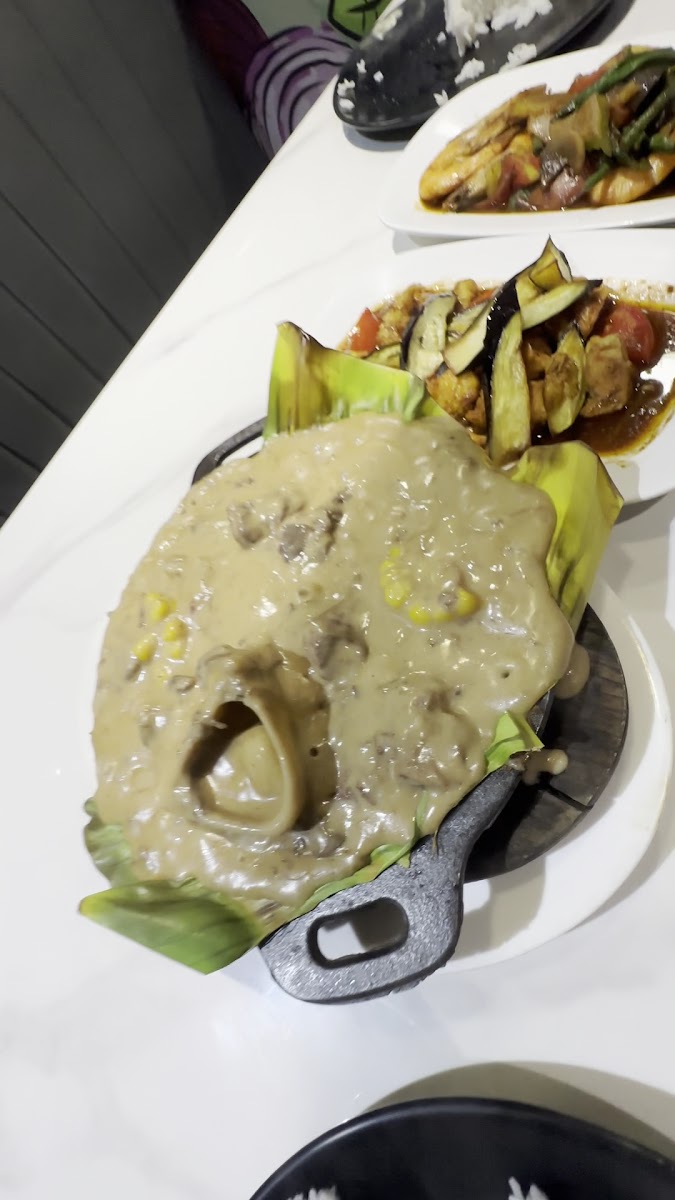 Golden Fingers Restaurant Photo 2