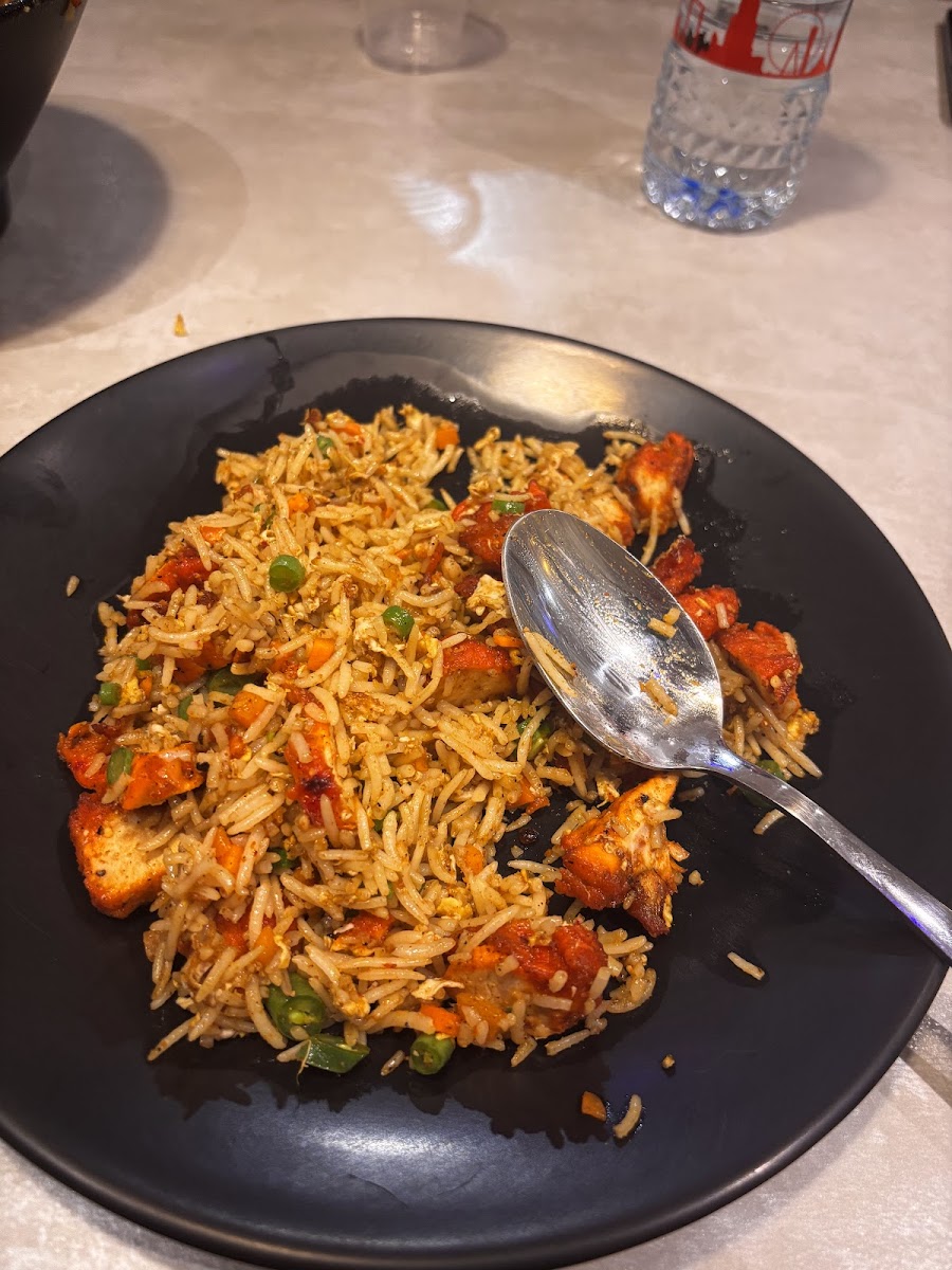 Golden Fingers Restaurant Photo 4