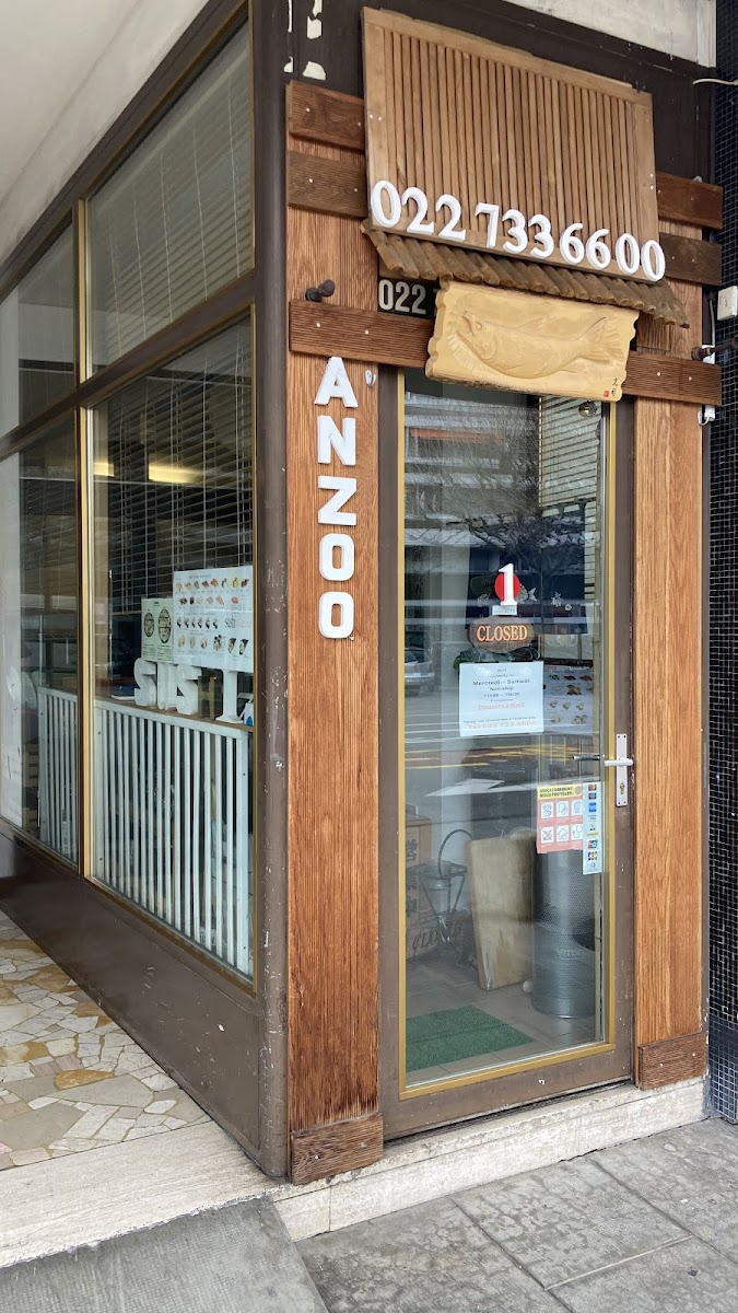 Anzoo Sushi Bar, Kuroda