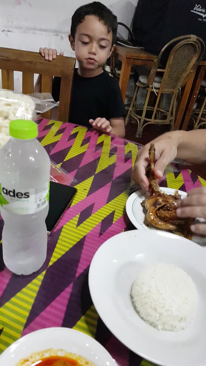 Rumah Makan Taliwang Bersaudara Photo 2