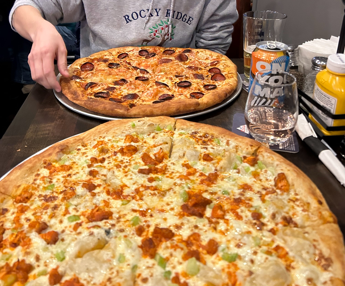 Riverton Station Pizza, Bar & Grill Photo 8
