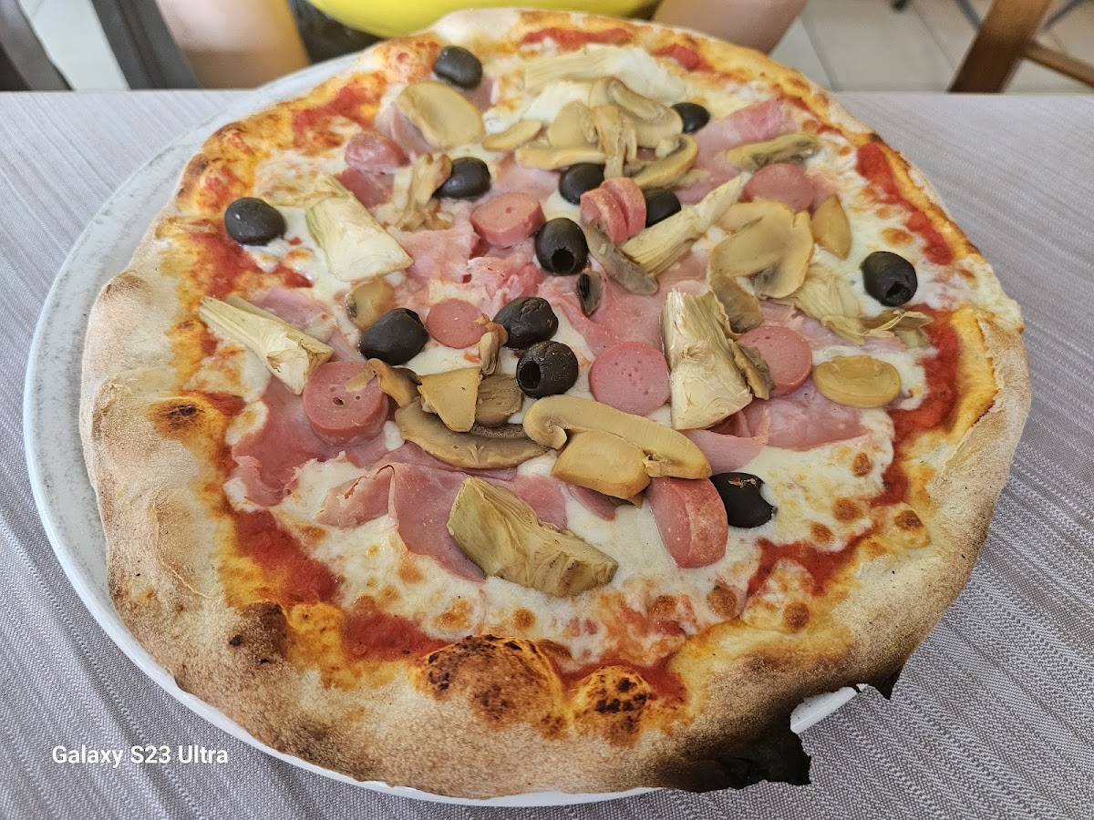 Ristorante Pizzeria La Lampara Dongo Photo 4