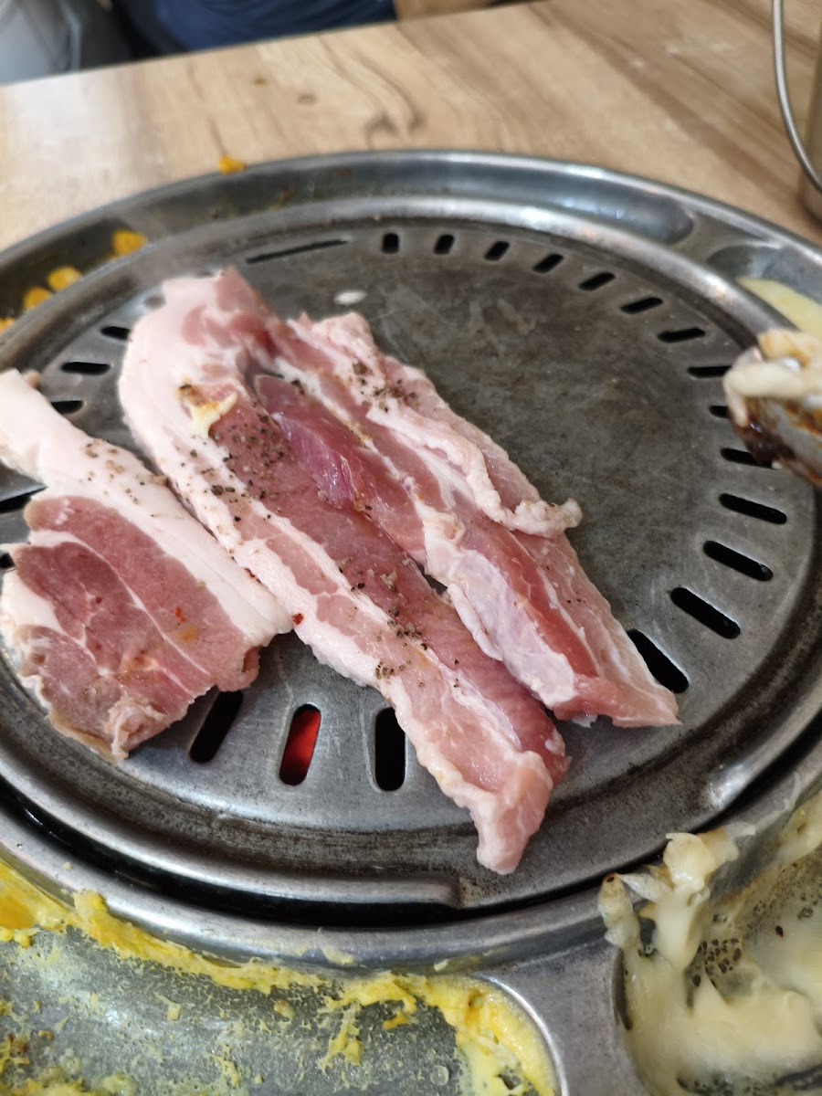 Meat Here Unlimited Korean BBQ Photo 4