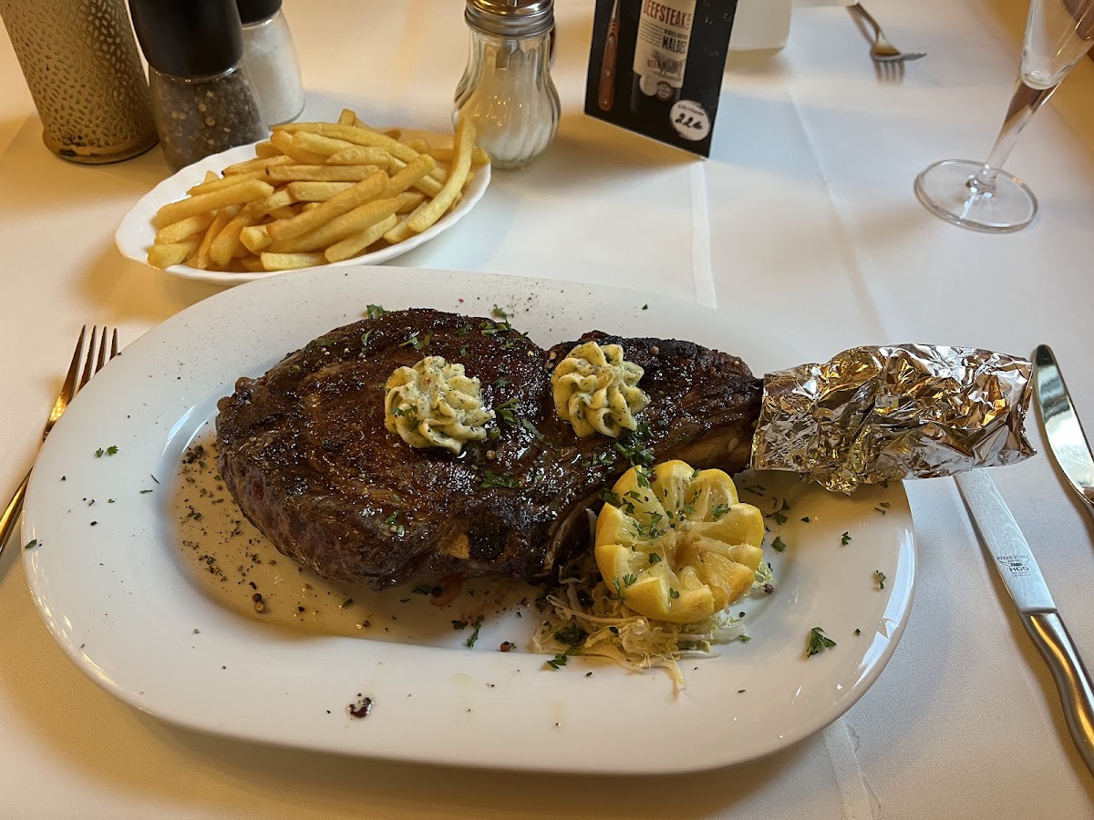 Restaurant Steakhaus Zur Burg Photo 8